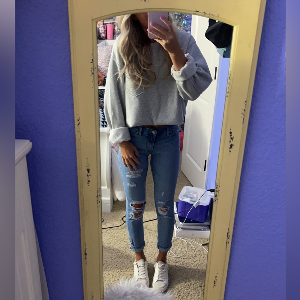 Levi’s 711 Ripped Skinny Jeans